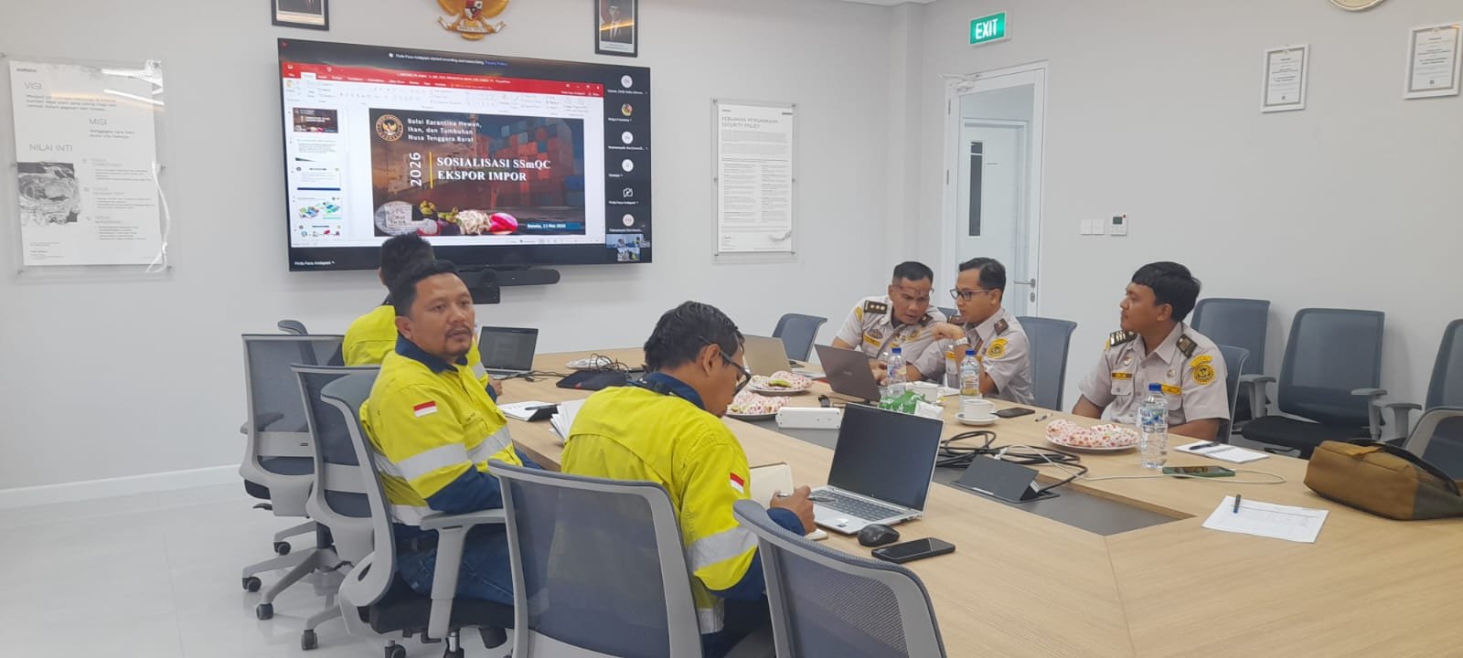 Perkuat Biosekuriti Sektor Strategis, Karantina NTB Sosialisasikan Regulasi di PT AMNT